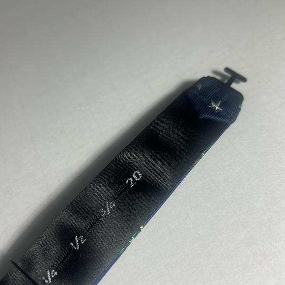 🎄👨🏻‍💼Knotty & nice bow tie Christmas festive - Picture 4 of 4